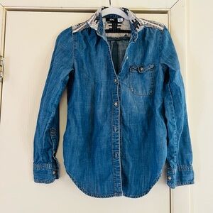 Urban outfitters Chambray woven embroidered western cowgirl boho denim shirt xs